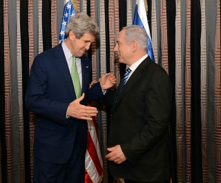 Kerry_and_Netanyahu_2013march320x265.jpg